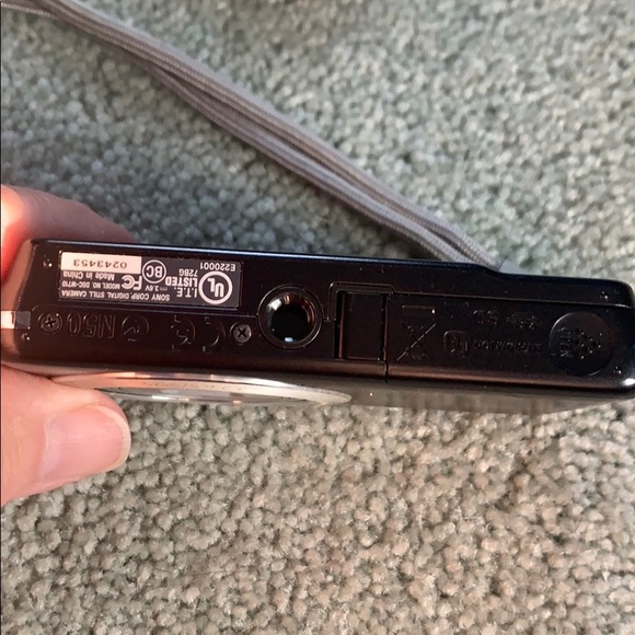 Sony Camera - Picture 4 of 5